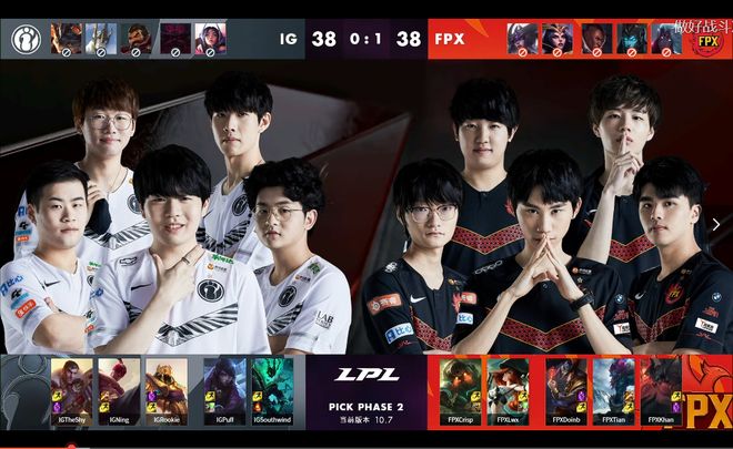 展提供了策 展提供了策